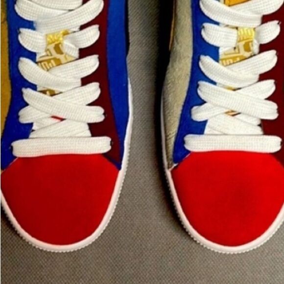 Limited Edition Classic Sued Color-Block Premium Puma Sneakers - Picture 5 of 5